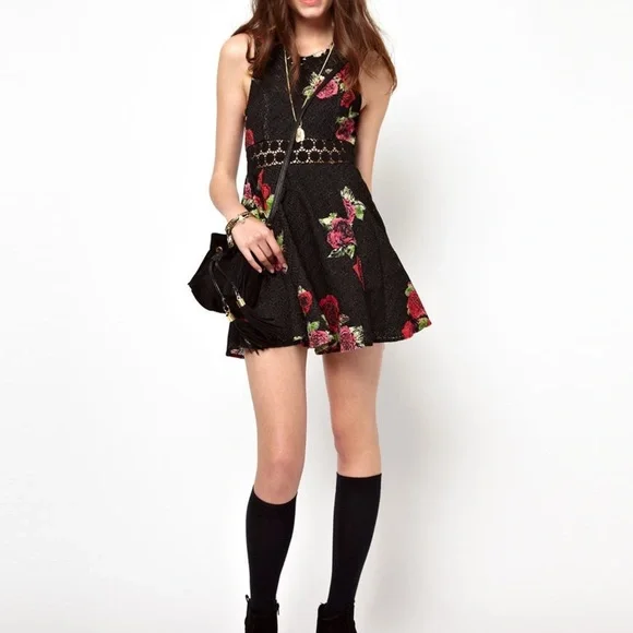 Free People Fitted with Daisies Dress Black with Roses - Picture 8 of 9
